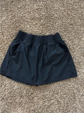 Old Navy Black Athletic Skort with Elastic Waistband